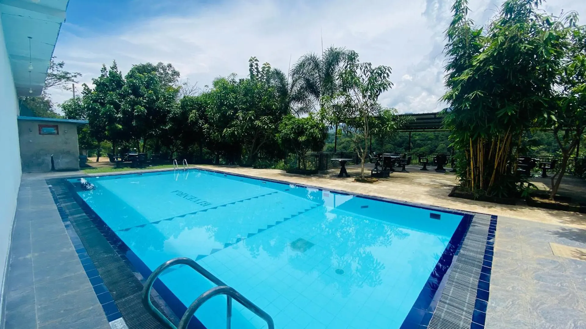 Kandy Bivenra Resort contacts